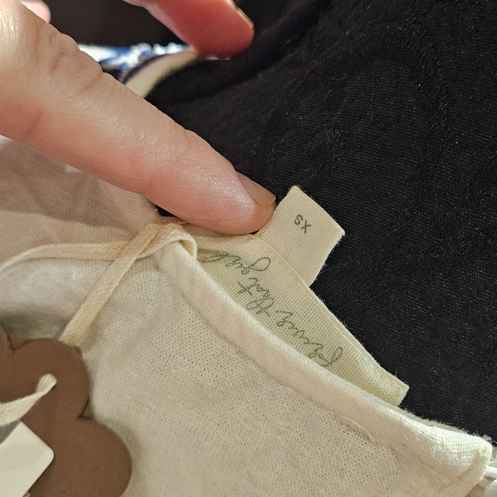 Anthropologie Blue and White Flutter Sleeve Blouse - Picture 11 of 12